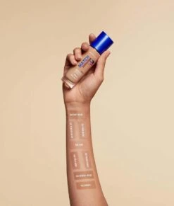 Rimmel London Match Perfection Foundation - 203 True Beige 21 Rimmel London Match Perfection Foundation - 203 True Beige -Modecosmetica Winkel 1018x1200