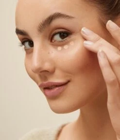 NIVEA 4005900853578 Oogconcealermake-up 4 Ml -Modecosmetica Winkel 1027x1200