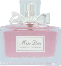 Miss Dior Absolutely Blooming 50 Ml - Eau De Parfum - Damesparfum 28 Miss Dior Absolutely Blooming 50 Ml - Eau De Parfum - Damesparfum -Modecosmetica Winkel 1105x1200 3