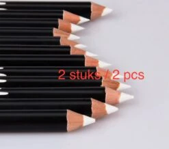 Witte Soft Eyeliner - 2 Stuks - Zachte Eyeliner - White Eyeliner - 2 Pieces - 11 Witte Soft Eyeliner - 2 Stuks - Zachte Eyeliner - White Eyeliner - 2 Pieces - -Modecosmetica Winkel 1200x1060