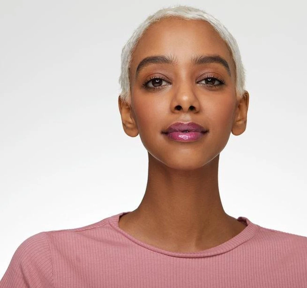 Essence Extreme Shine Volume Lipgloss 5 Ml 103 Pretty In Pink 5 Essence Extreme Shine Volume Lipgloss 5 Ml 103 Pretty In Pink - Afbeelding 3