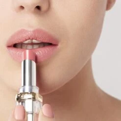 L'Oréal Paris Color Riche Shine Lipstick Lippenstift - 111 Pink Wonderland -Modecosmetica Winkel 1200x1200 107