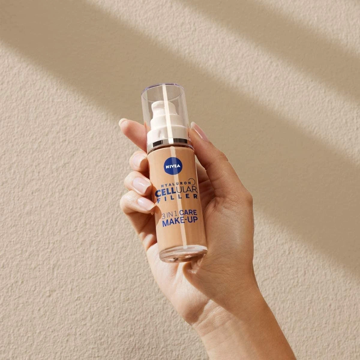 NIVEA Hyaluron Cellular Filler 3-in-1 Verzorgende Make-up #02 Medium (30 Ml), Hydraterende Foundation Met Hyaluron, Gezichtsmake-up 10 NIVEA Hyaluron Cellular Filler 3-in-1 Verzorgende Make-up #02 Medium (30 Ml), Hydraterende Foundation Met Hyaluron, Gezichtsmake-up - Afbeelding 8