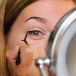 Bourjois Liner Pinceau Eyeliner - 04 Bleu Pop Art -Modecosmetica Winkel 1200x1200 384