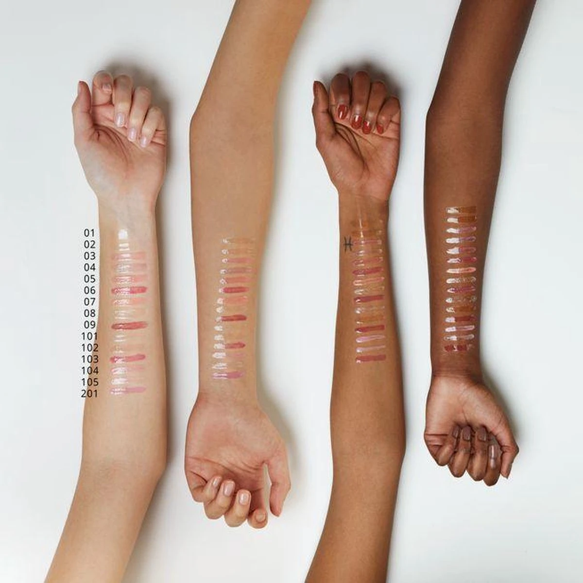 Essence Extreme Shine Volume Lipgloss 5 Ml 104 Nude Mood 6 Essence Extreme Shine Volume Lipgloss 5 Ml 104 Nude Mood - Afbeelding 4