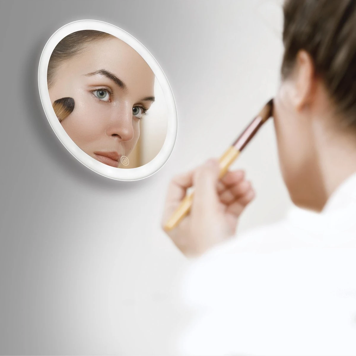 HoMedics MIRSR821 Make Up Spiegel Met Verlichting - Oplaadbaar - Zuignap 6 HoMedics MIRSR821 Make Up Spiegel Met Verlichting - Oplaadbaar - Zuignap - Afbeelding 4