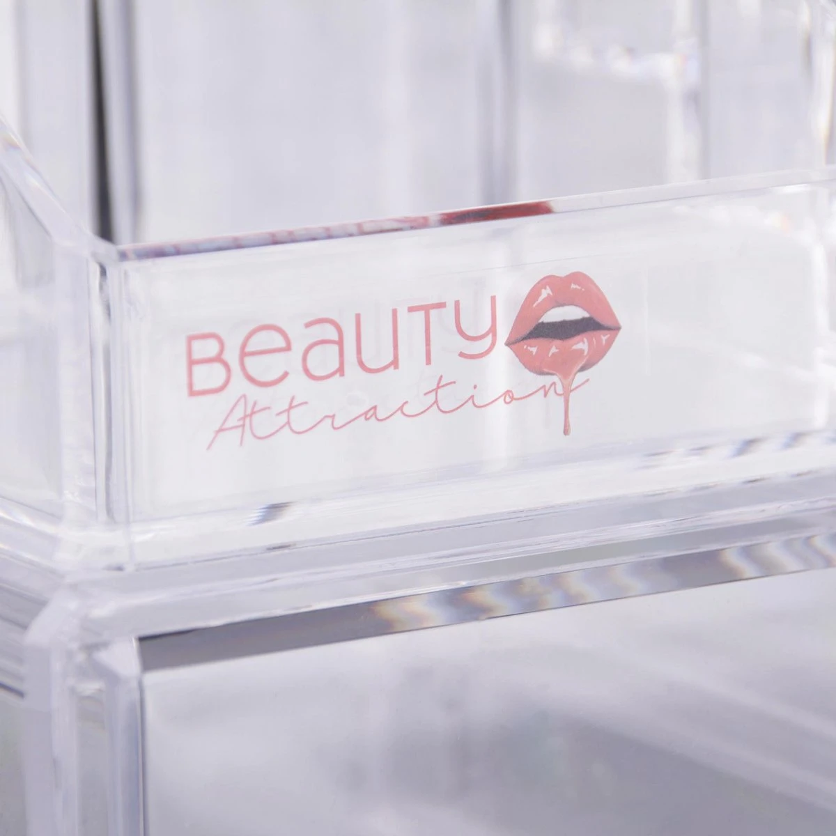 Beauty Attraction Make Up Organizer – Opbergdoos – Nagellak – Organizer 22 X 2,12 X 5,8 CM – 24 X 15 X 11 CM – Transparant 7 Beauty Attraction Make Up Organizer – Opbergdoos – Nagellak – Organizer 22 X 2,12 X 5,8 CM – 24 X 15 X 11 CM – Transparant - Afbeelding 5