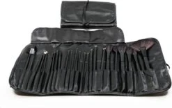 De Ultieme Make-up Ervaring: Cosmetische Spiegel Met 16 LED's En Set Van 24 Professionele Make-up Kwasten - Perfect Voor Een Vlekkeloze En Verlichte Look! Spiegel - Kwasten - Make-up Kwasten - Make-up Spiegel - Verlichting - LED - 15 De Ultieme Make-up Ervaring: Cosmetische Spiegel Met 16 LED's En Set Van 24 Professionele Make-up Kwasten - Perfect Voor Een Vlekkeloze En Verlichte Look! Spiegel - Kwasten - Make-up Kwasten - Make-up Spiegel - Verlichting - LED - -Modecosmetica Winkel 1200x757