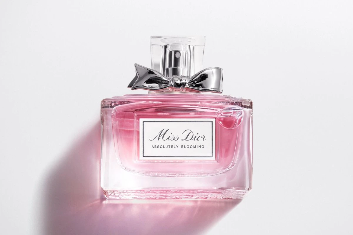 Miss Dior Absolutely Blooming 50 Ml - Eau De Parfum - Damesparfum 19 Miss Dior Absolutely Blooming 50 Ml - Eau De Parfum - Damesparfum - Afbeelding 17