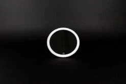 HoMedics MIRSR821 Make Up Spiegel Met Verlichting - Oplaadbaar - Zuignap 11 HoMedics MIRSR821 Make Up Spiegel Met Verlichting - Oplaadbaar - Zuignap -Modecosmetica Winkel 1200x800 15