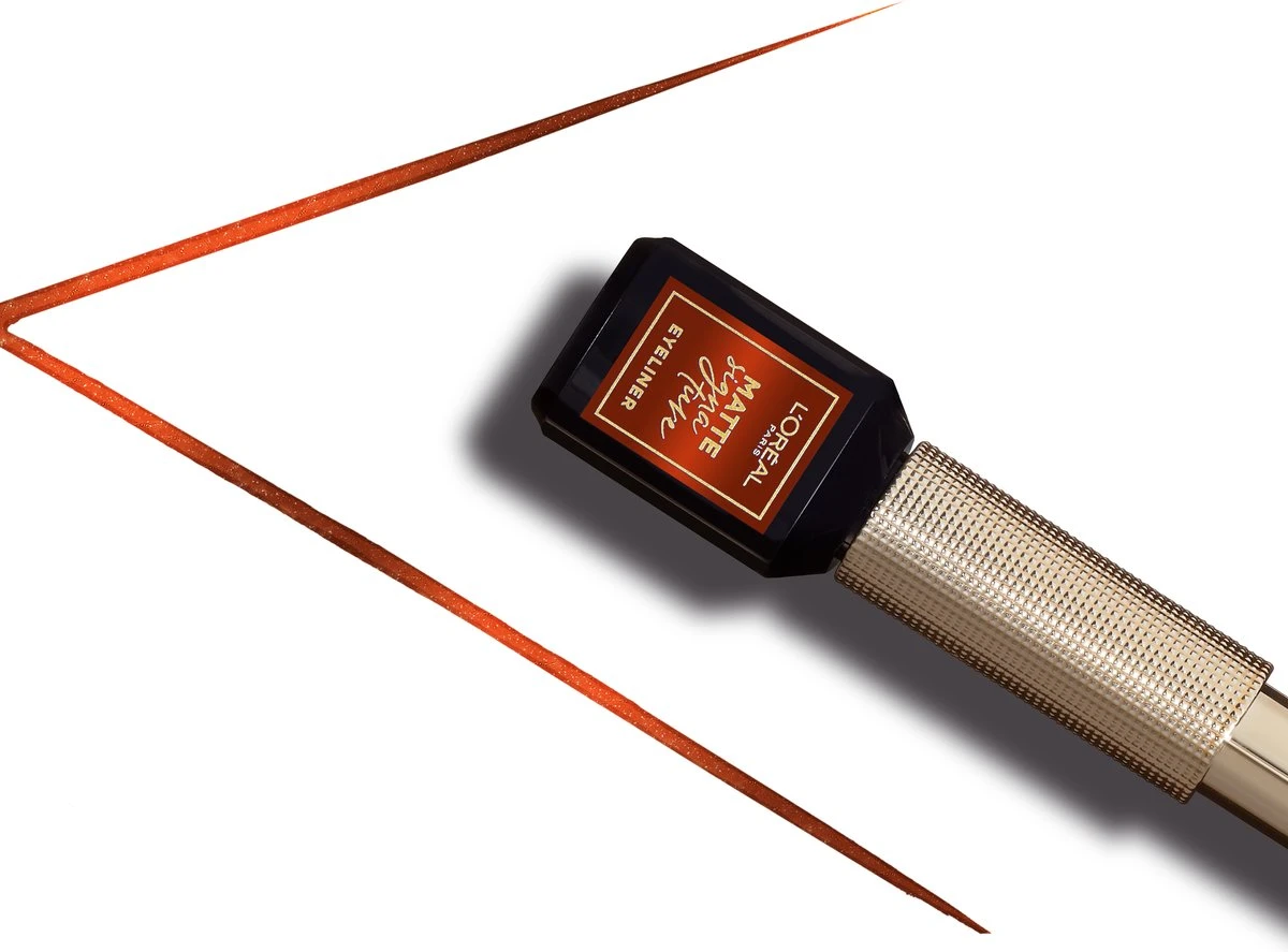 L'Oréal Paris Matte Signature Eyeliner Van Superliner – Matte Liquid Eyeliner – Waterproof - 07 Copper – Bruin 4 L'Oréal Paris Matte Signature Eyeliner Van Superliner – Matte Liquid Eyeliner – Waterproof - 07 Copper – Bruin - Afbeelding 2