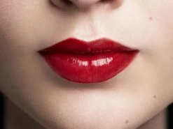 L'Oréal Paris Color Riche Shine Lippenstift - 352 BeautyGuru 13 L'Oréal Paris Color Riche Shine Lippenstift - 352 BeautyGuru -Modecosmetica Winkel 1200x900 2