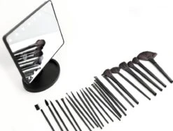 De Ultieme Make-up Ervaring: Cosmetische Spiegel Met 16 LED's En Set Van 24 Professionele Make-up Kwasten - Perfect Voor Een Vlekkeloze En Verlichte Look! Spiegel - Kwasten - Make-up Kwasten - Make-up Spiegel - Verlichting - LED - 13 De Ultieme Make-up Ervaring: Cosmetische Spiegel Met 16 LED's En Set Van 24 Professionele Make-up Kwasten - Perfect Voor Een Vlekkeloze En Verlichte Look! Spiegel - Kwasten - Make-up Kwasten - Make-up Spiegel - Verlichting - LED - -Modecosmetica Winkel 1200x908