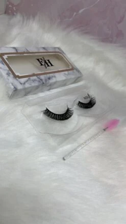 Nepwimpers - EHH Beauty - Volume - Lashes - Russian Volume - Wimpers 12 Nepwimpers - EHH Beauty - Volume - Lashes - Russian Volume - Wimpers -Modecosmetica Winkel 674x1200 1