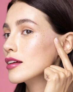 Labello Coral Crayon Lippenbalsem - Hydratatie & Intensieve Kleur 11 Labello Coral Crayon Lippenbalsem - Hydratatie & Intensieve Kleur -Modecosmetica Winkel 960x1200 7