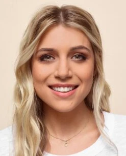 Rimmel London Lasting Matte Foundation - 200 Soft Beige -Modecosmetica Winkel 965x1200